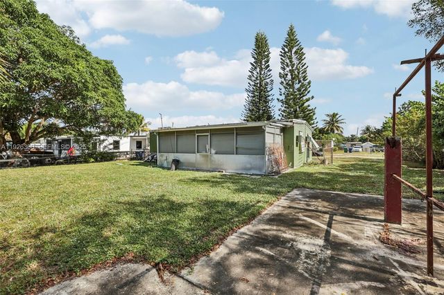 16440 NW 23rd Ct, Miami Gardens, FL 33054