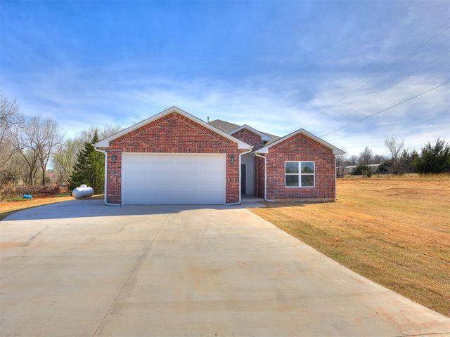2391 County Road 1216 Street, Blanchard, OK 73010