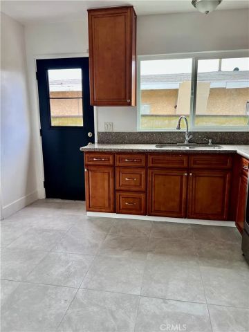 11922 Hopland, Norwalk, CA 90650