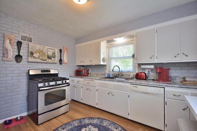 4130 W Portage STREET, Milwaukee, WI 53209