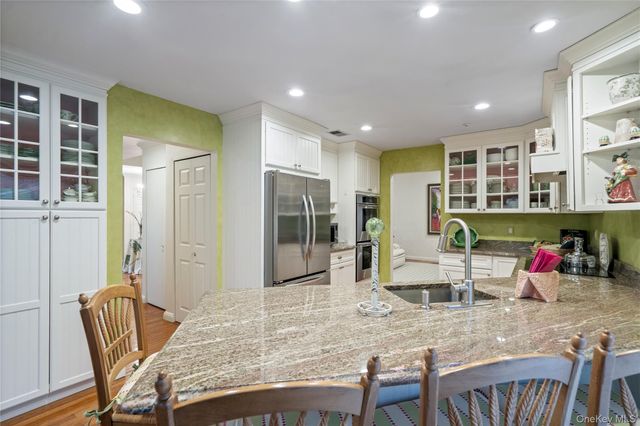 260 Vista Drive 260, Jericho, NY 11753