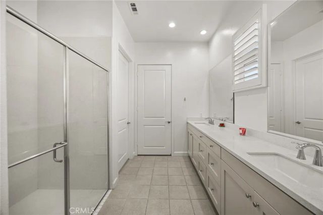156 Follyhatch, Irvine, CA 92618
