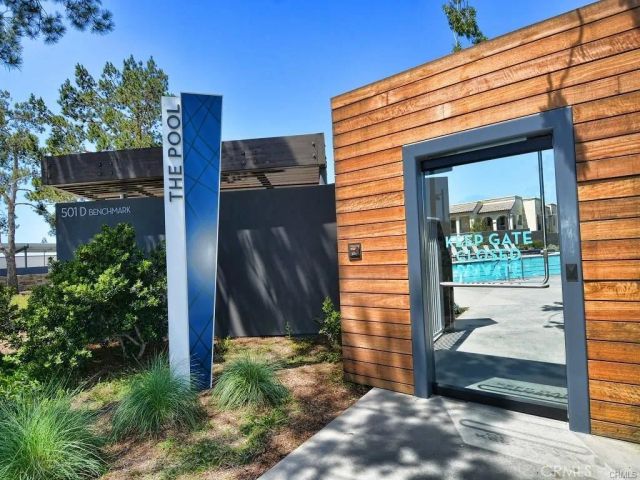 156 Follyhatch, Irvine, CA 92618