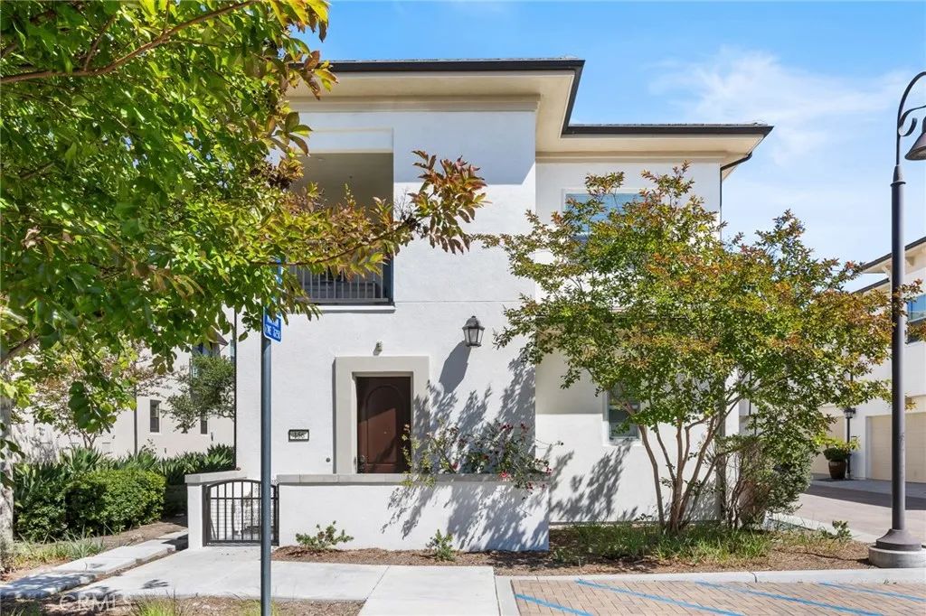 156 Follyhatch, Irvine, CA 92618