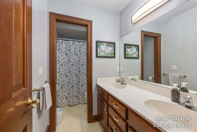 2808 Byron Station Drive, Byron Center, MI 49315