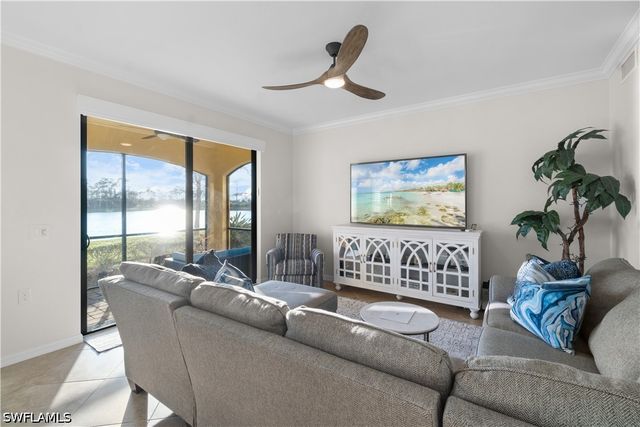 9727 Acqua CT 417, Naples, FL 34113