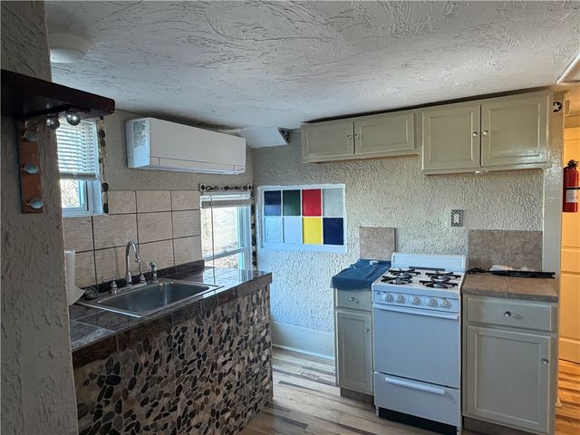 69 Hope Street Street 3rd floor, Providence, RI 02906