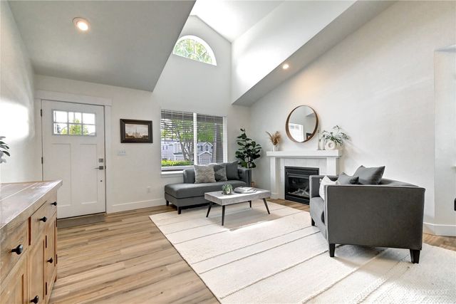 4315 136th Street SE, Mill Creek, WA 98012