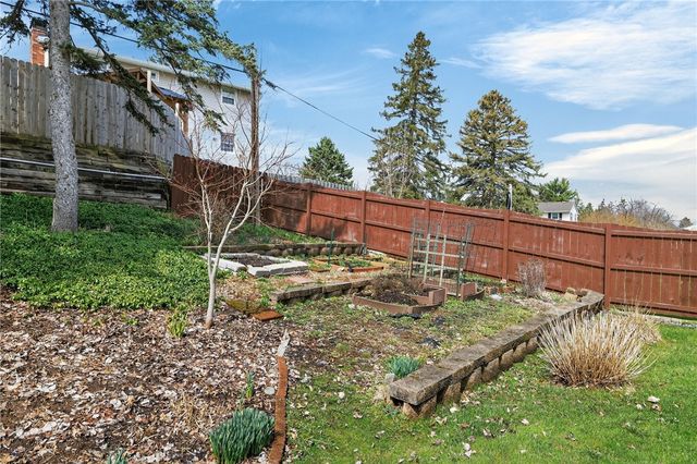 15 Matthew Drive, Perinton, NY 14450