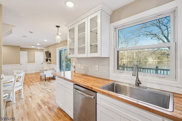 49 Birch Pkwy, Byram Twp., NJ 07871