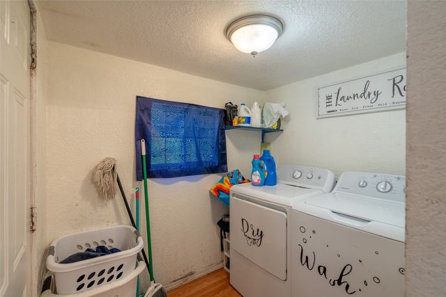 221 E Anson Street, Marshalltown, IA 50158