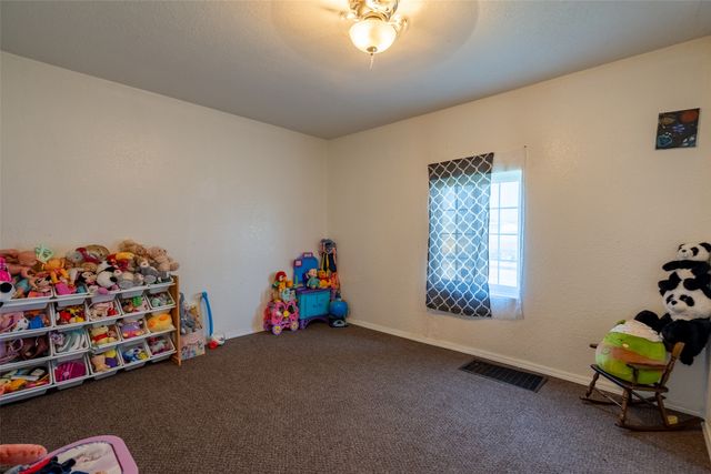 221 E Anson Street, Marshalltown, IA 50158