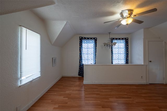 221 E Anson Street, Marshalltown, IA 50158