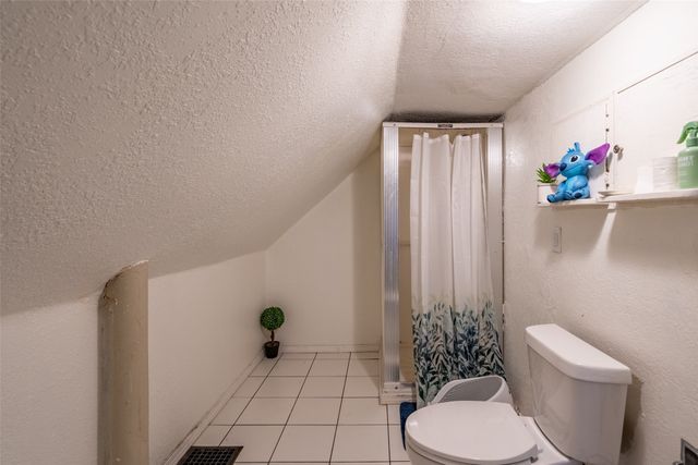 221 E Anson Street, Marshalltown, IA 50158
