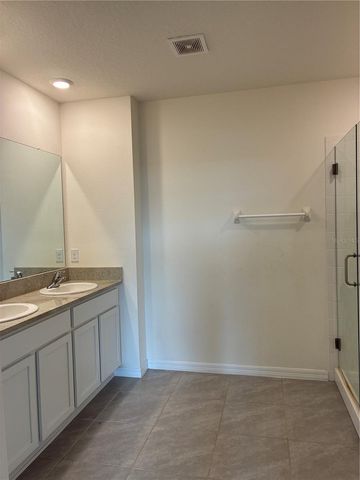 2755 COMMON FIG RUN, Wesley Chapel, FL 33543