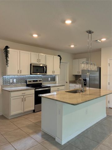 2755 COMMON FIG RUN, Wesley Chapel, FL 33543