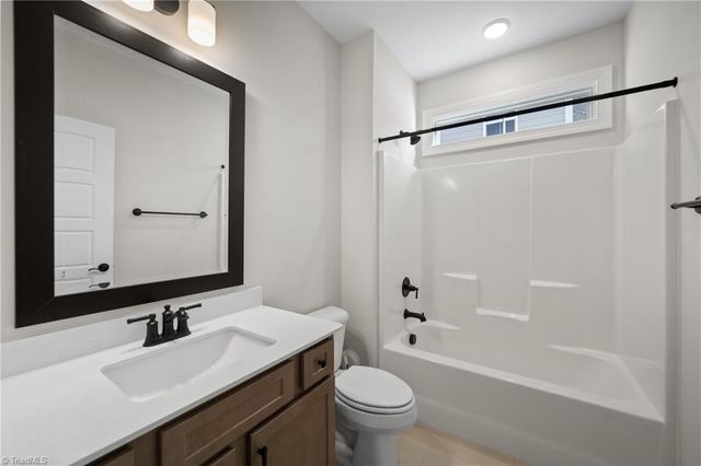 1736 Eastover Drive, Kernersville, NC 27284