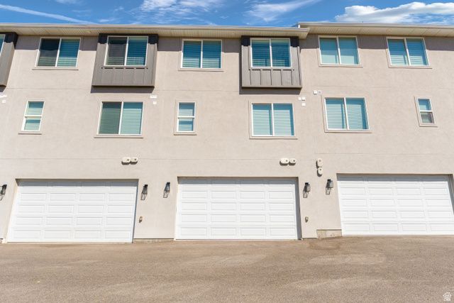 2791 S ORCHARD HILL LN, Perry, UT 84302