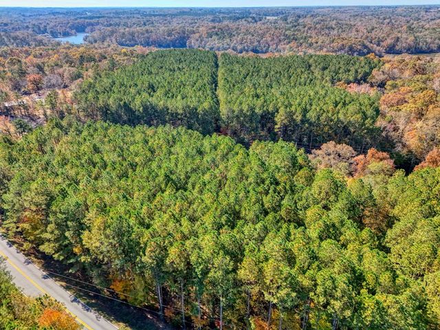 1073 Boyds Mill Pond Road, Laurens, SC 29360