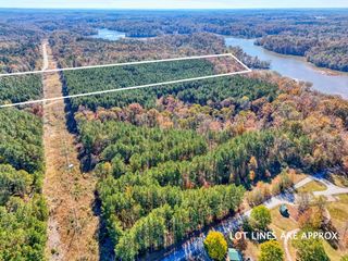 1073 Boyds Mill Pond Road, Laurens, SC 29360