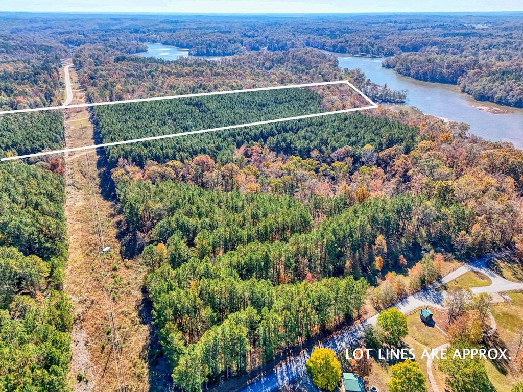 1073 Boyds Mill Pond Road, Laurens, SC 29360