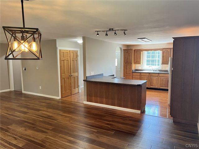 5981 East Pine Grove Road, Cicero, NY 13039