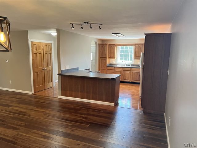 5981 East Pine Grove Road, Cicero, NY 13039