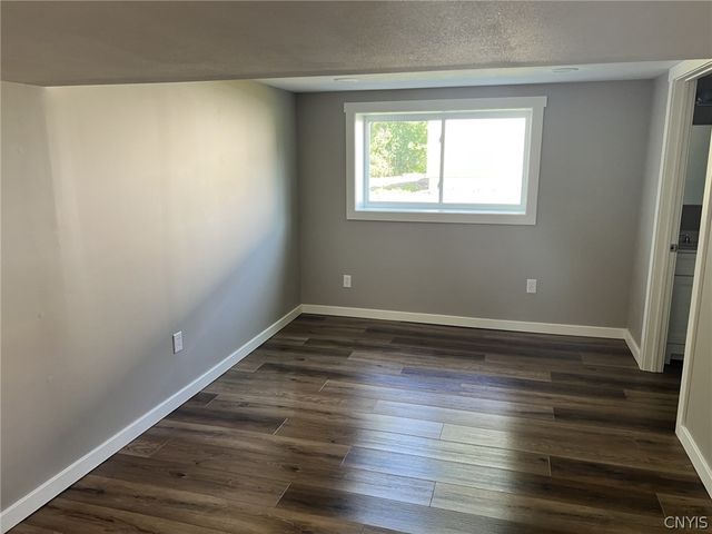 5981 East Pine Grove Road, Cicero, NY 13039