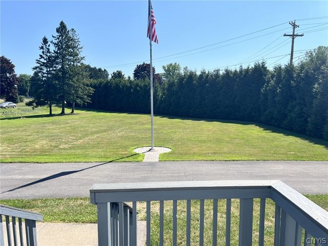 5981 East Pine Grove Road, Cicero, NY 13039