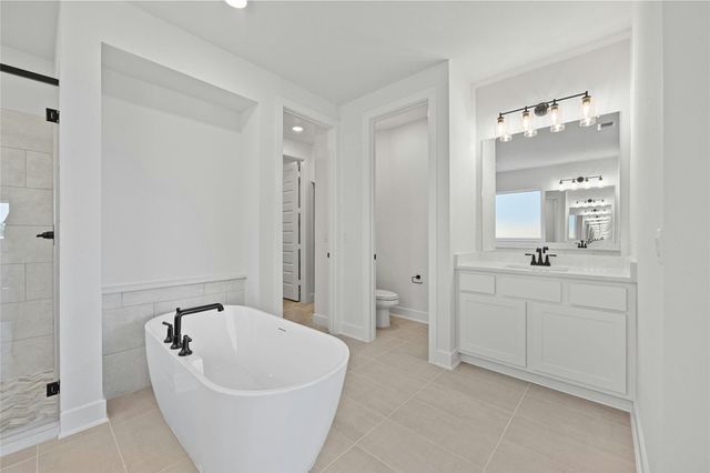 113 Montecilo DR, Liberty Hill, TX 78642