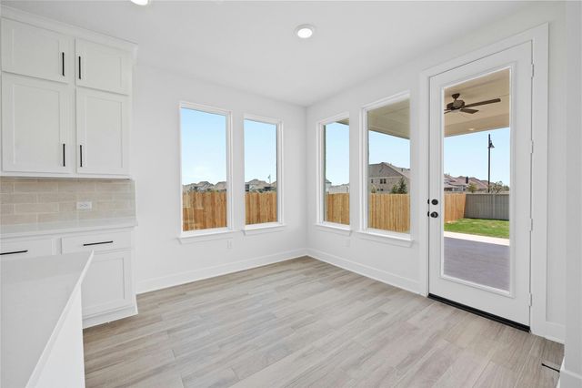 113 Montecilo DR, Liberty Hill, TX 78642
