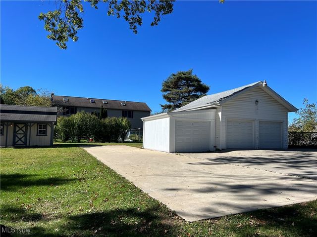 213 Genoa Avenue SW, Massillon, OH 44646