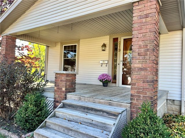 213 Genoa Avenue SW, Massillon, OH 44646