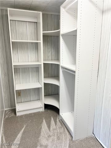 213 Genoa Avenue SW, Massillon, OH 44646