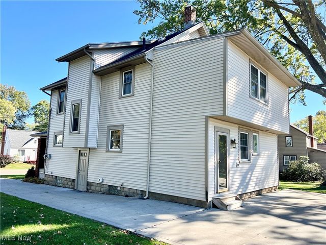 213 Genoa Avenue SW, Massillon, OH 44646