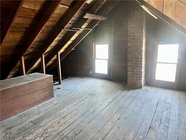 213 Genoa Avenue SW, Massillon, OH 44646