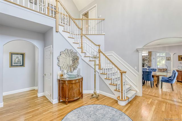 10 Cobblestone Farm Court, Suffern, NY 10901