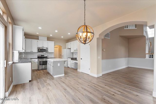 7301 S Florentine Drive, Sparks, NV 89436