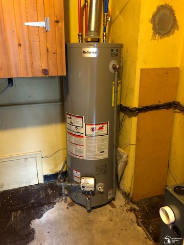 15163 University Street, Allen Park, MI 48101