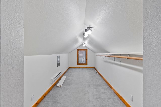 520 Kingsley Avenue, Waterloo, IA 50701