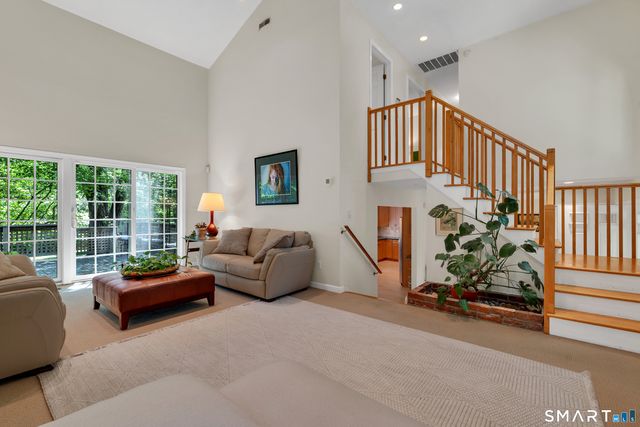 3 Naomi Lane, East Lyme, CT 06333