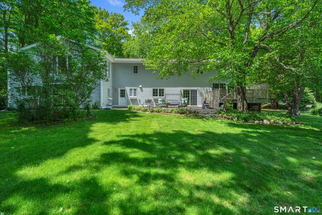 3 Naomi Lane, East Lyme, CT 06333