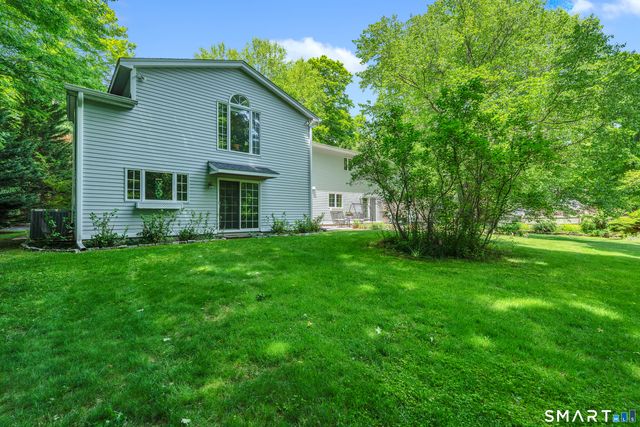3 Naomi Lane, East Lyme, CT 06333