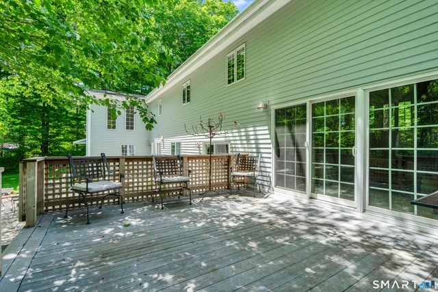 3 Naomi Lane, East Lyme, CT 06333