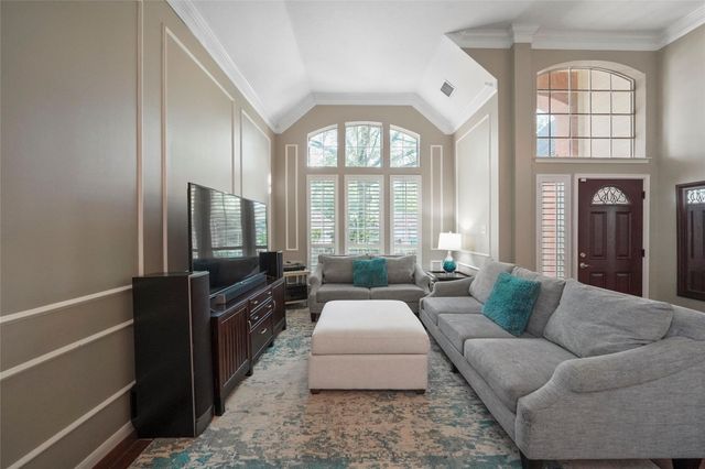 23 S Crossed Birch Place, The Woodlands, TX 77381