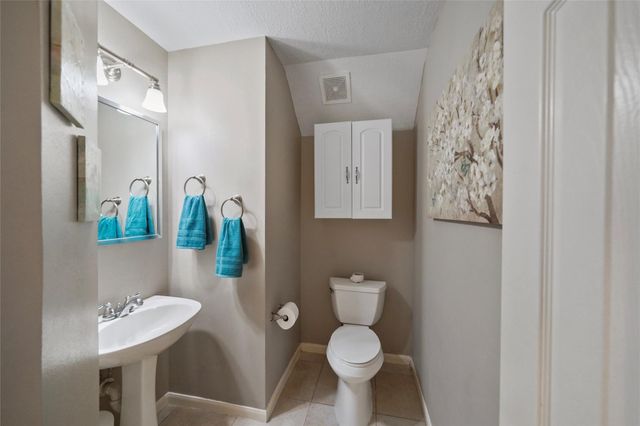 23 S Crossed Birch Place, The Woodlands, TX 77381