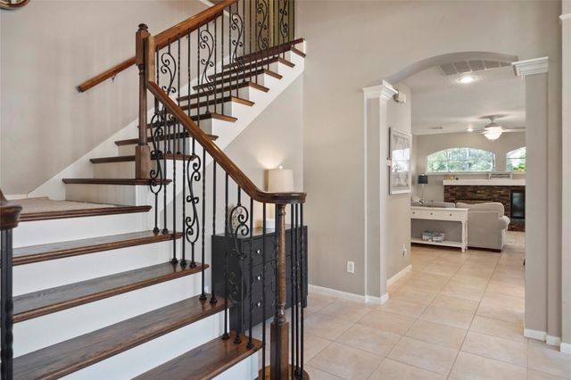 23 S Crossed Birch Place, The Woodlands, TX 77381