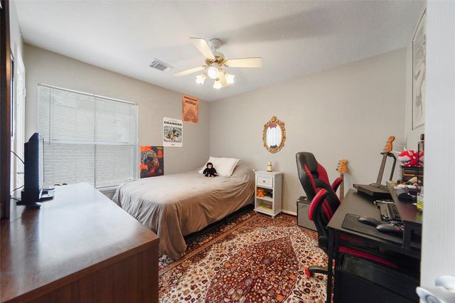 23 S Crossed Birch Place, The Woodlands, TX 77381
