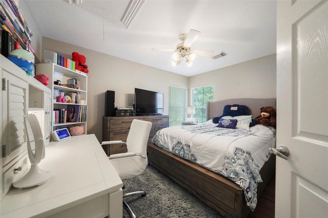 23 S Crossed Birch Place, The Woodlands, TX 77381