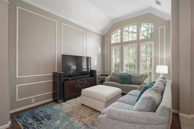 23 S Crossed Birch Place, The Woodlands, TX 77381